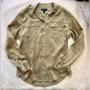 Women’s J. Crew olive 100% silk button-down blouse, Blythe style, 00